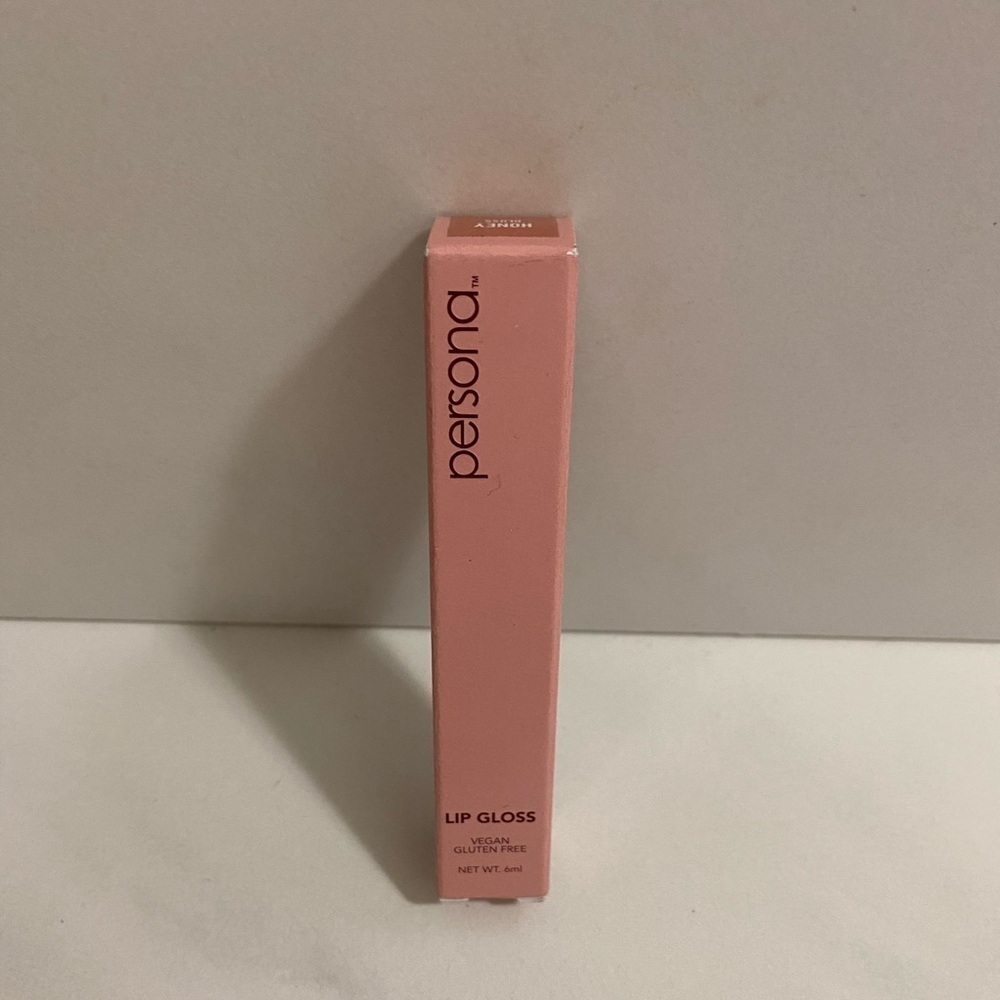2 for $15 or 3 for $20 persona lip gloss - Honey